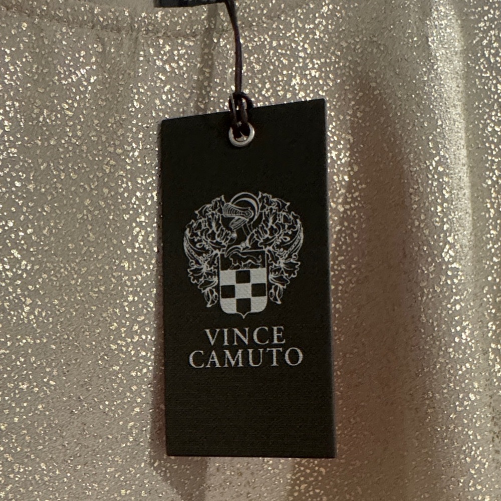 Vince Camuto Gold Shimmer Short Sleeve Blouse XS NWT - Picture 3 of 5